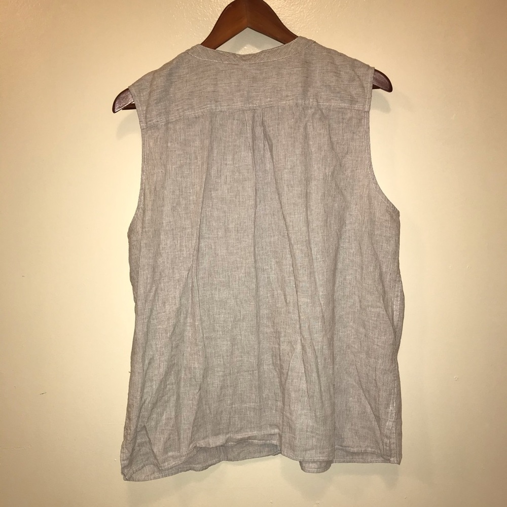 Pendleton Sleeveless Button Up Shirt - Picture 2 of 4